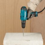 Taladro Percutor Eléctrico 3/8" 320W MAKITA HP0300 - Imagen 2