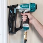 Clavadora Neumática 1 - 2 1/2 - MAKITA AF601 - Imagen 2