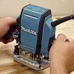 Rebajadora Ruteadora 1/4" - 3/8" 900W 2.6Kg MAKITA RP0900 - Imagen 2