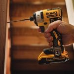 Atornillador de Impacto 1/4" 20V DEWALT DCF887M2-B2 - Imagen 3
