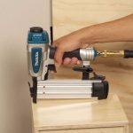 Clavadora Neumática 5/8'' - 2'' 18Ga MAKITA AF505N - Imagen 2