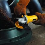 Amoladora Esmeril Angular Industrial 4-1/2" 1500W DEWALT DWE4314-B2 - Imagen 2