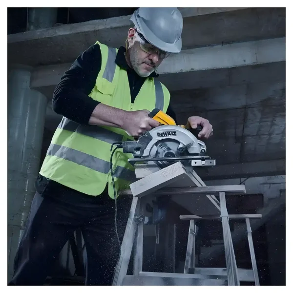 Sierra Circular 7 1/4" 1500W DEWALT DWE5615-B2 - Imagen 6