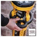 Linterna de Trabajo 3000 Lm 20V con Trípode Baretool DEWALT DCL079B - Imagen 6